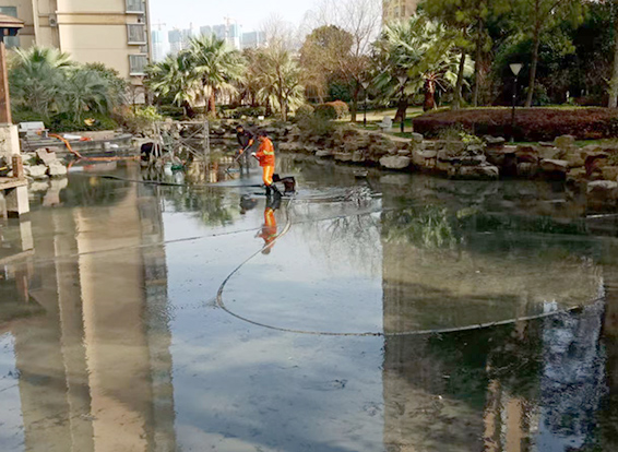 林芝景观池淤泥清理